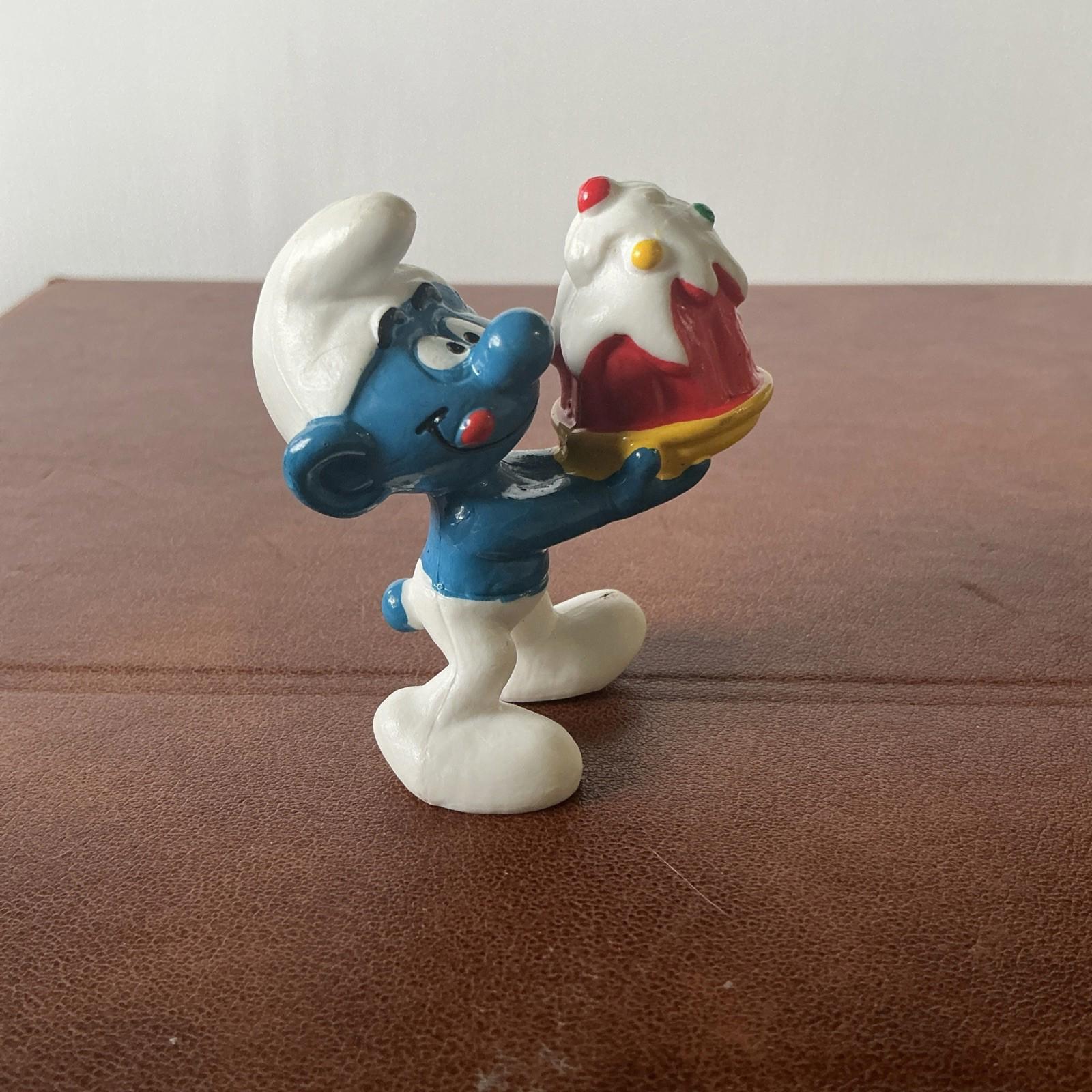 Vintage 1996 McDonalds Greedy Smurf Collectable Excellent Condition SM026