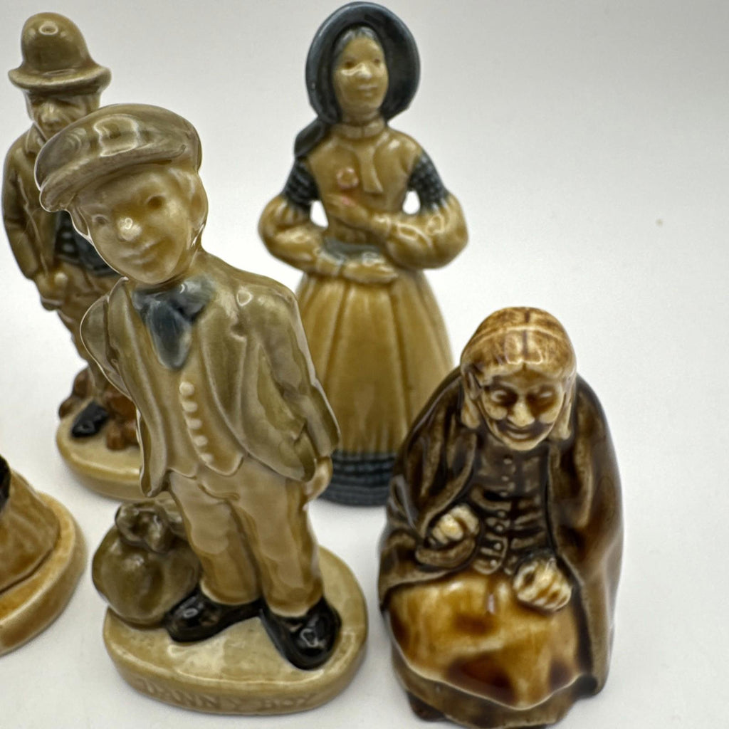 Wade Irish Figures- Complete Set Of 9 pieces VGC Song & Folk Tales