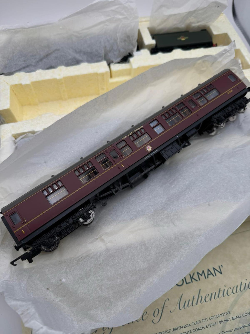Hornby R2660M 'Black Prince' The Norfolkman Train Pack Britannia Class - New