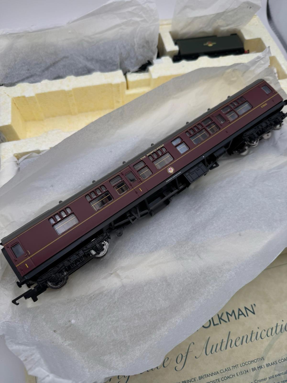 Hornby R2660M 'Black Prince' The Norfolkman Train Pack Britannia Class - New