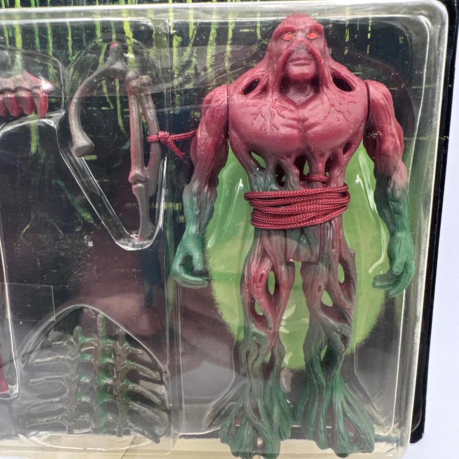 Vintage Kenner Swamp Thing CLIMBING SWAMP THING Figure Sealed 1991