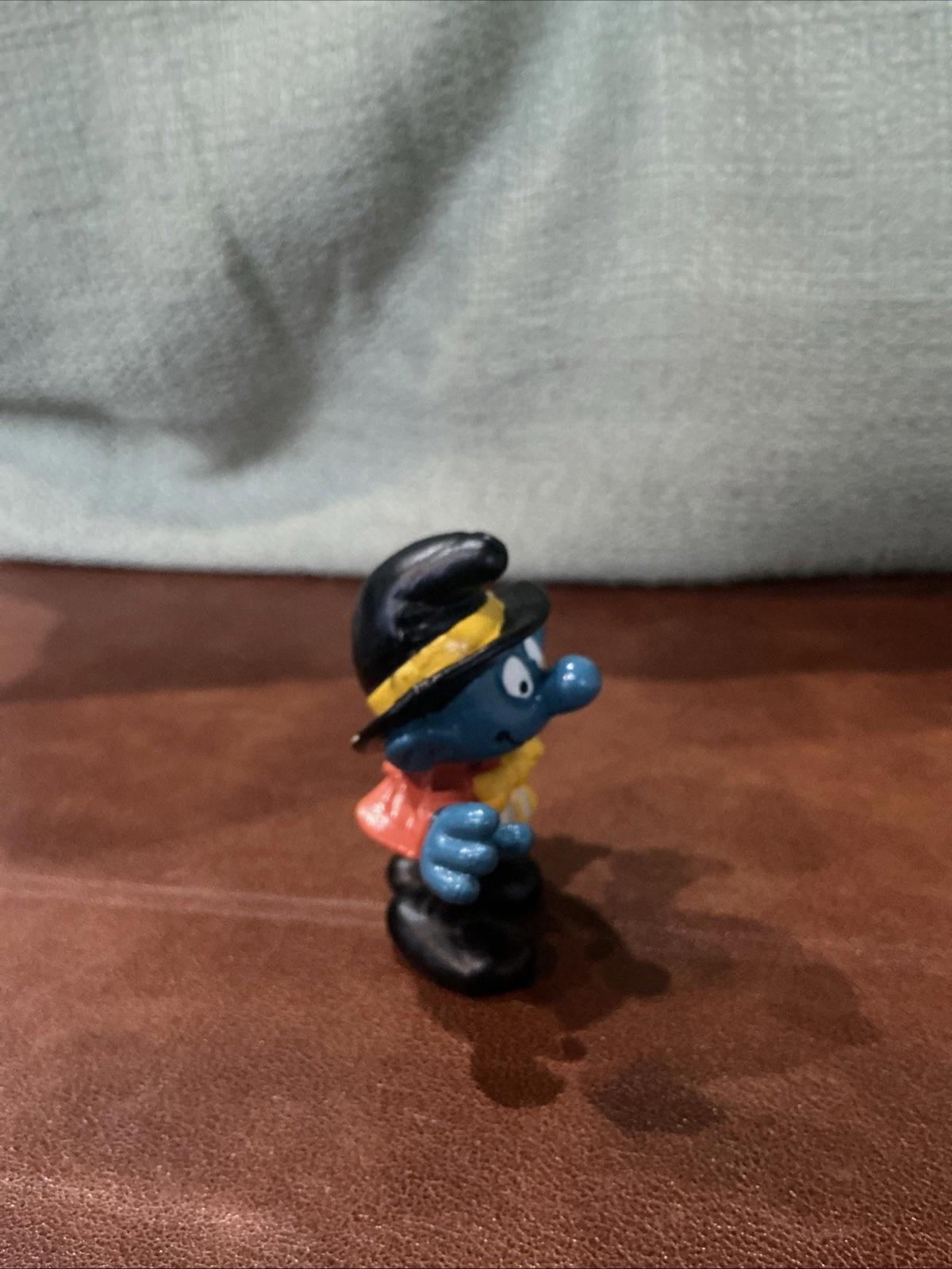 Vintage Photographer Smurf With Camera 40217 Excellent Condition SM092