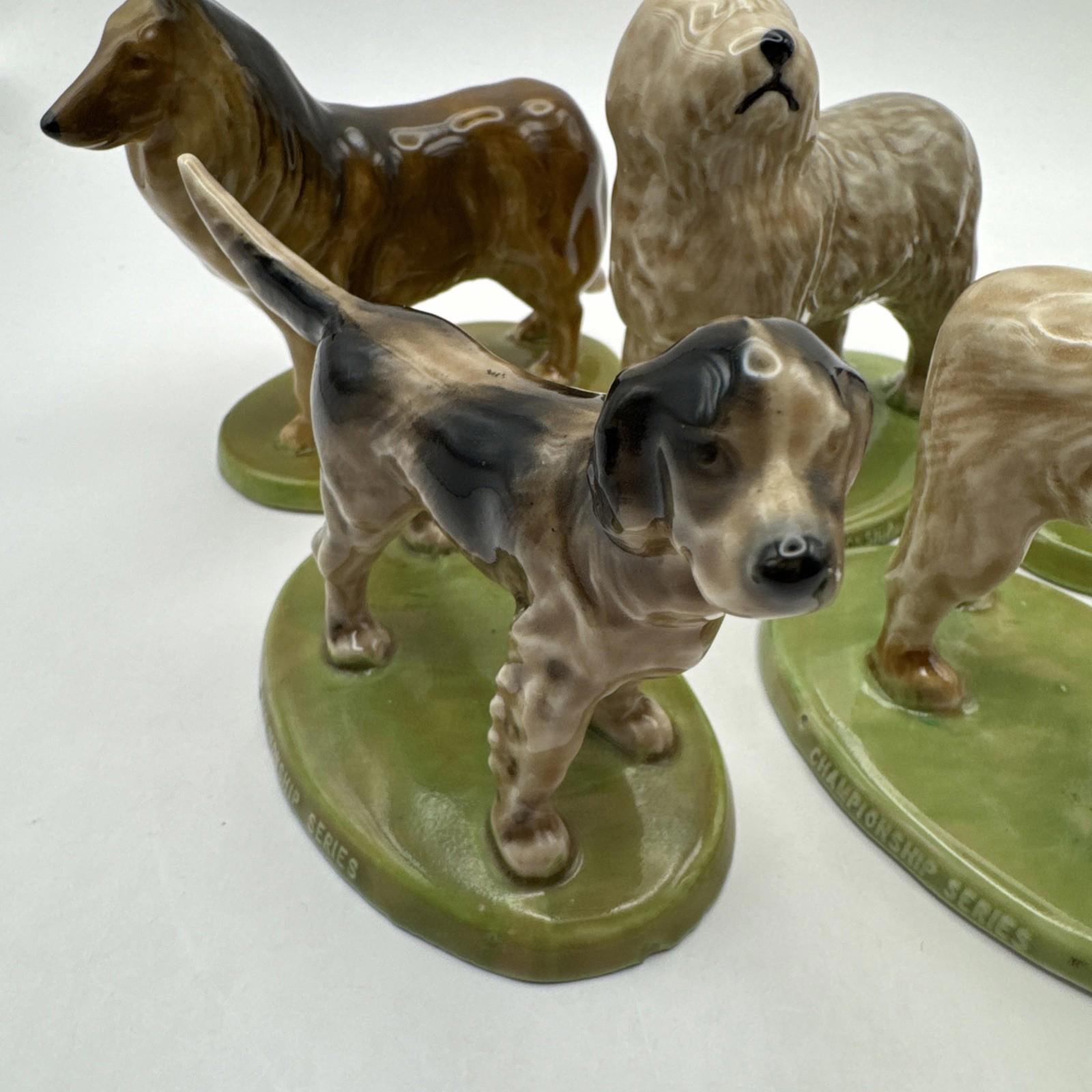 Wade Dog Championship Series 1975-1981 X 5 Excellent Condition