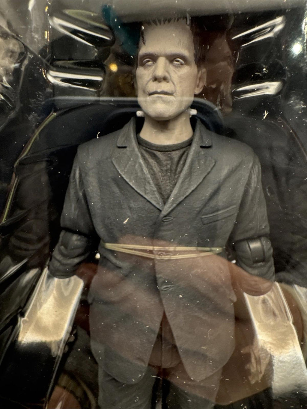 Neca Universal Monsters Ultimate Frankenstein 7" Black & White Figure - New