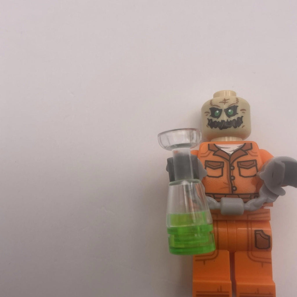 Lego Mini Figure Scarecrow SH 1085 Form Set 76300 - New - Genuine