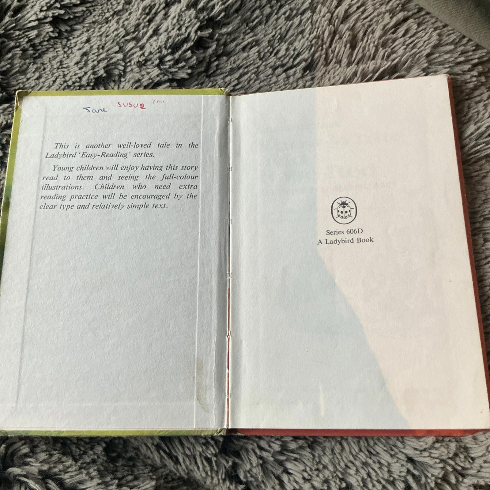 Vintage Ladybird Book Snow White and Rose Red Well Loved Tales series