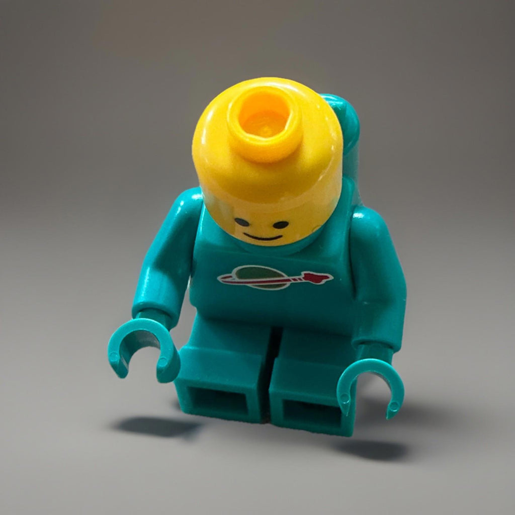 LEGO ICONS idea227 Classic Space Astronaut Turquoise minifigure from  21358 NEW
