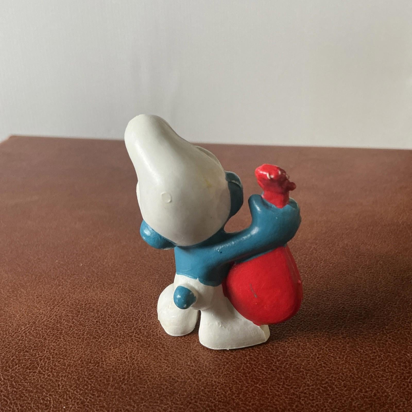 Lute Musical Smurf  ( Red Variant) 20013 PEYO Vintage Excellent Condition SM029