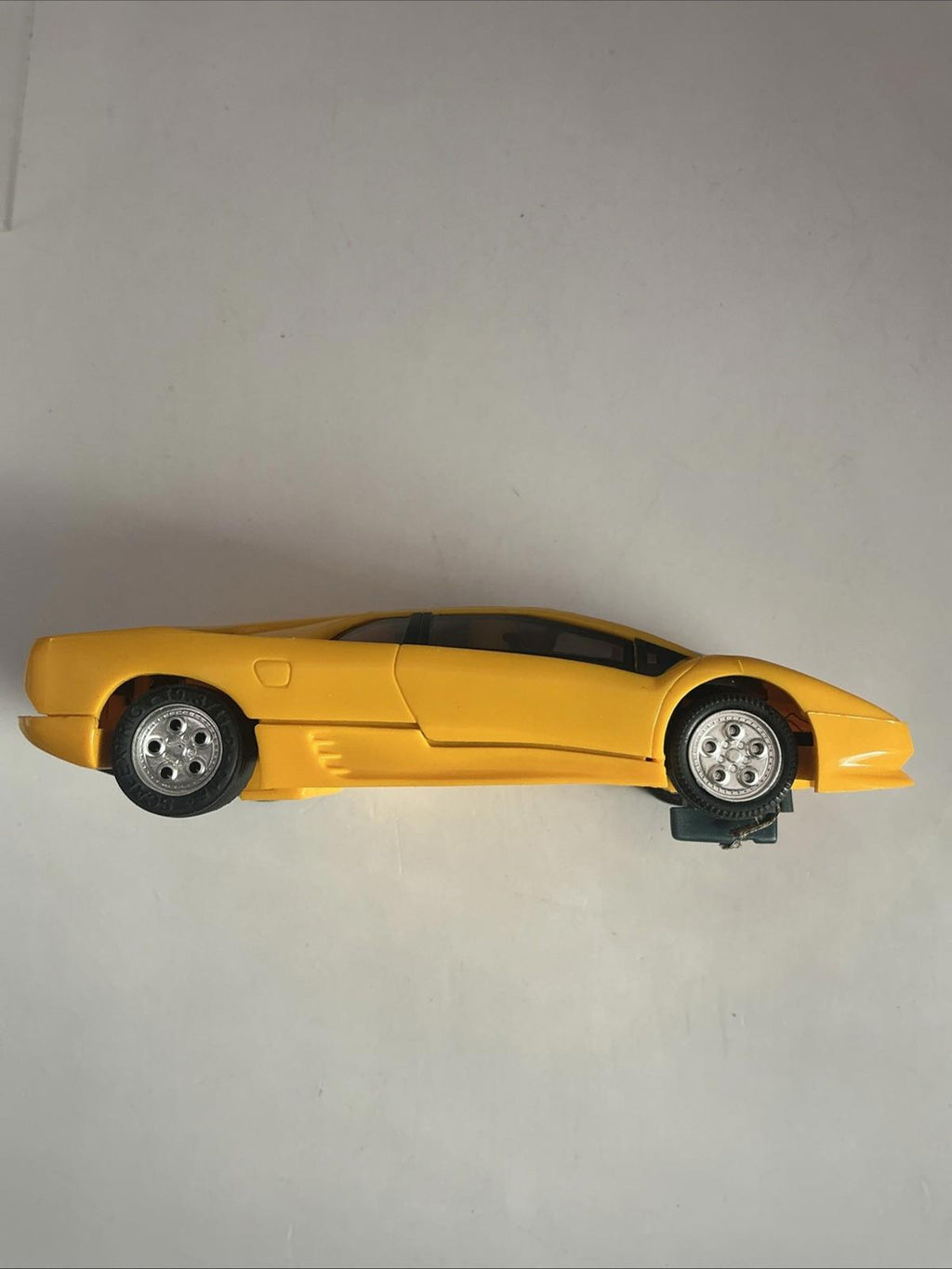 Scalextric Lamborghini Diablo C127 Yellow VGC Original Box