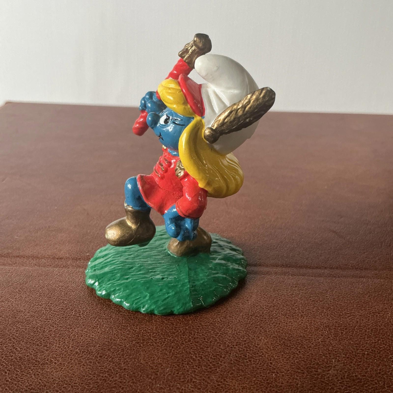 Vintage 1996 McDonalds Majorette Smurfette Excellent Condition SM014 Collecter