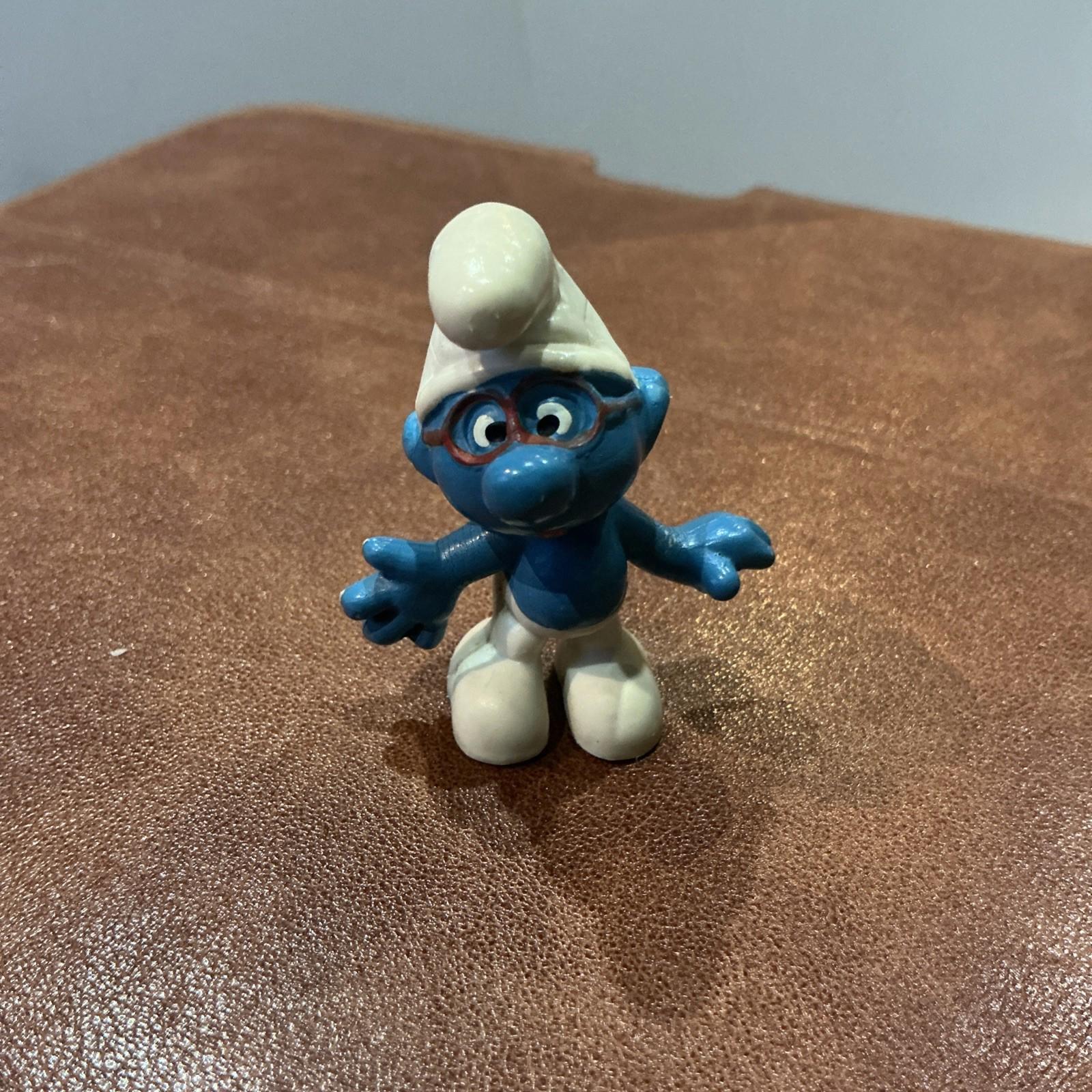 Vintage Peyo Brainy Smurf 20006 Red Glasses Rare Collectable SM051