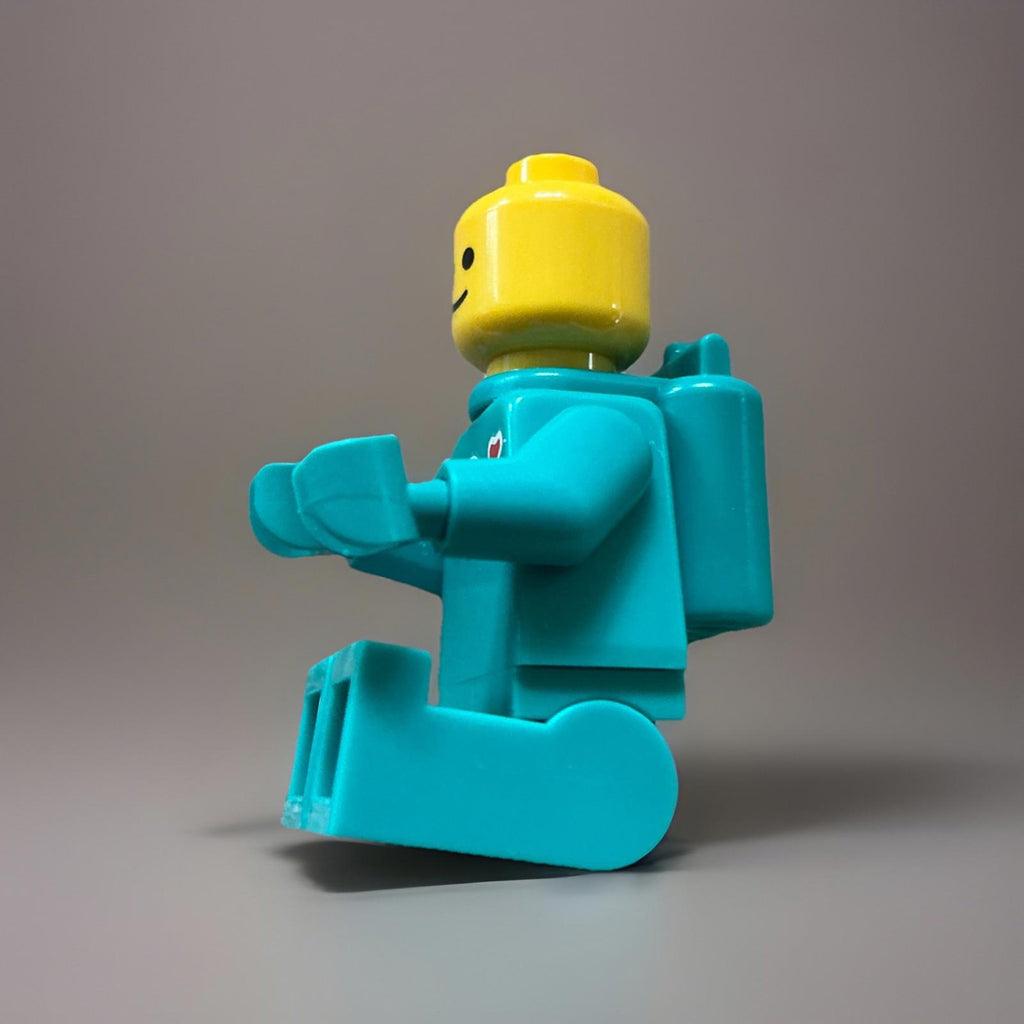 LEGO ICONS idea227 Classic Space Astronaut Turquoise minifigure from  21358 NEW