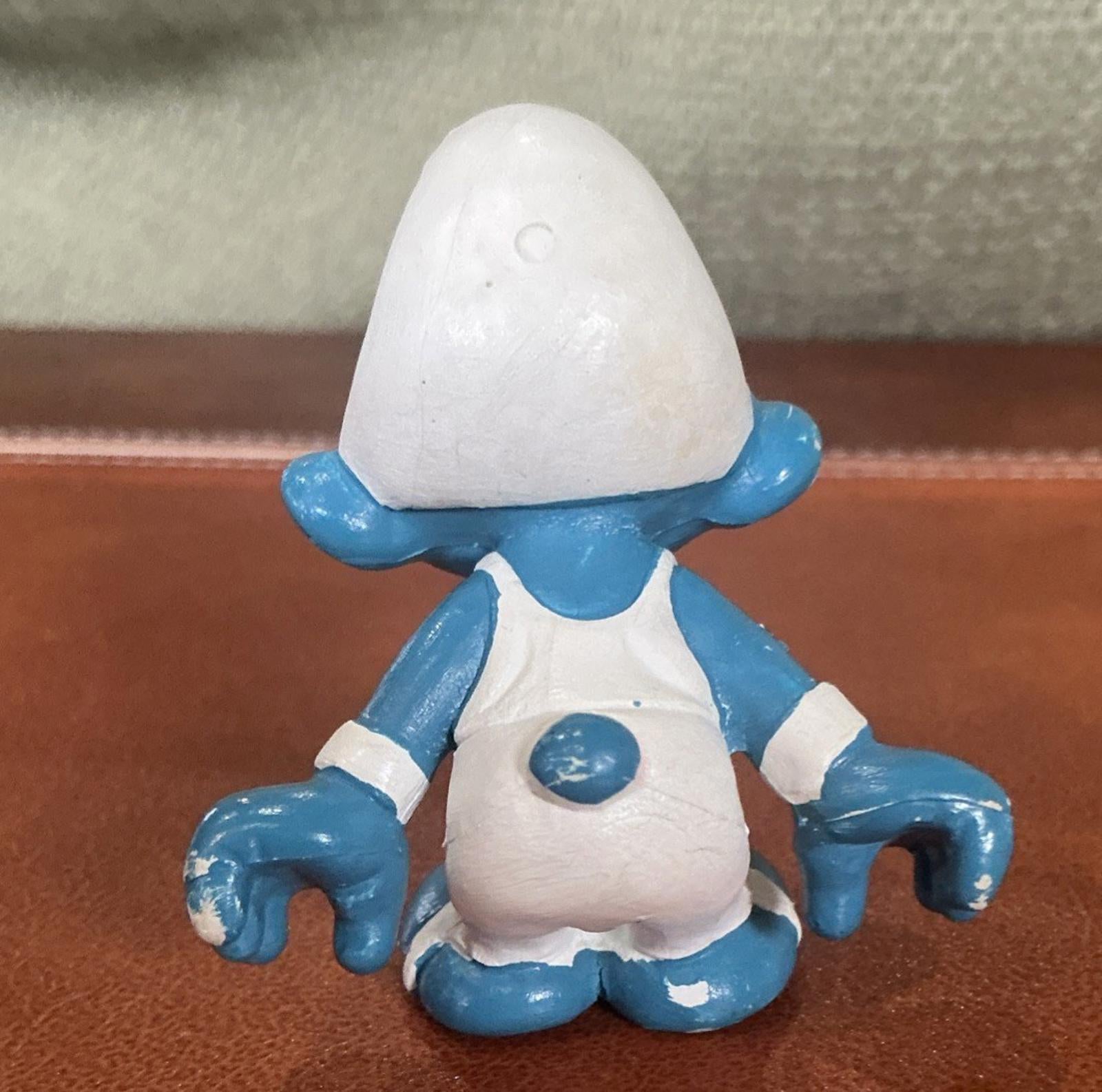 Vintage 1980 Bars Gymnast Smurf 40509 Collectible SM091