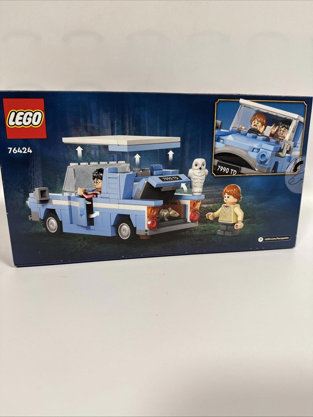 LEGO Harry Potter Flying Ford Anglia Car Toy 76424